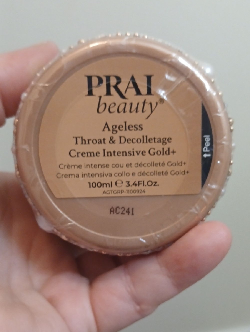 Prai Beauty Ageless Throat & Decolletage Creme Intensive Gold Plus 100ml - Picture 2 of 6